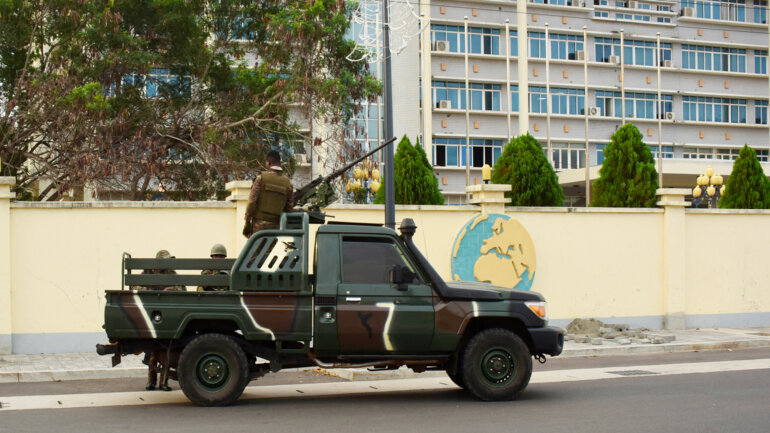 Le Nigeria intervient et fait capoter un putsch au Bénin