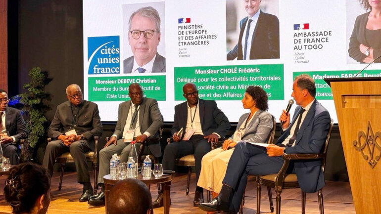 Grand séminaire sur la décentralisation