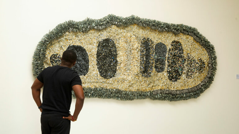Art contemporain : succès prolongé au Palais de Lomé
