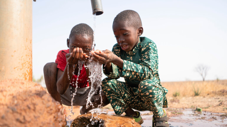 Forages, retenues d'eau et terres restaurées au service de la sécurité alimentaire