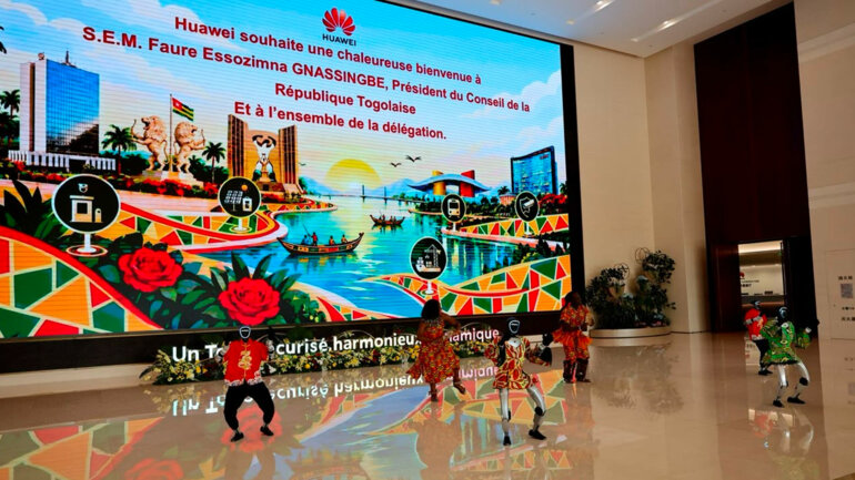 Le Togo scelle un accord avec Huawei