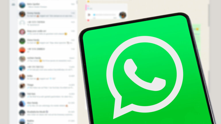 La diplomatie togolaise investit WhatsApp 