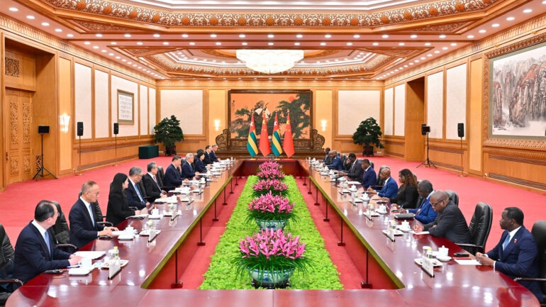 Xi Jinping reçoit Faure Gnassingbé 