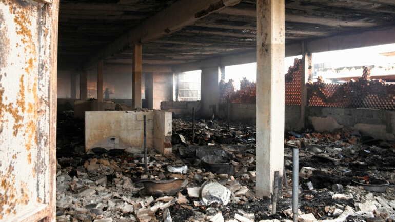 Un incendie ravage le marché d'Anié