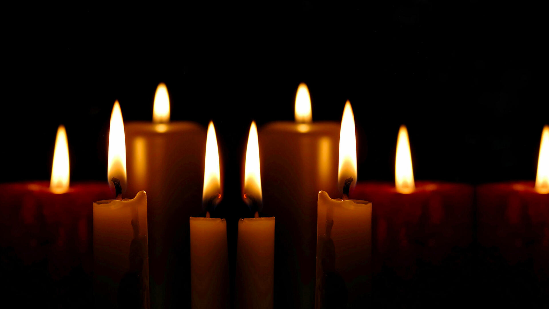 Минута молчания свеча памяти. Свечка молчания. Ночная свеча. Минута молчания. Минута молчания в память