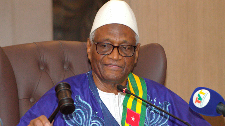 Le Sénat joue son rôle de gardien de la loi