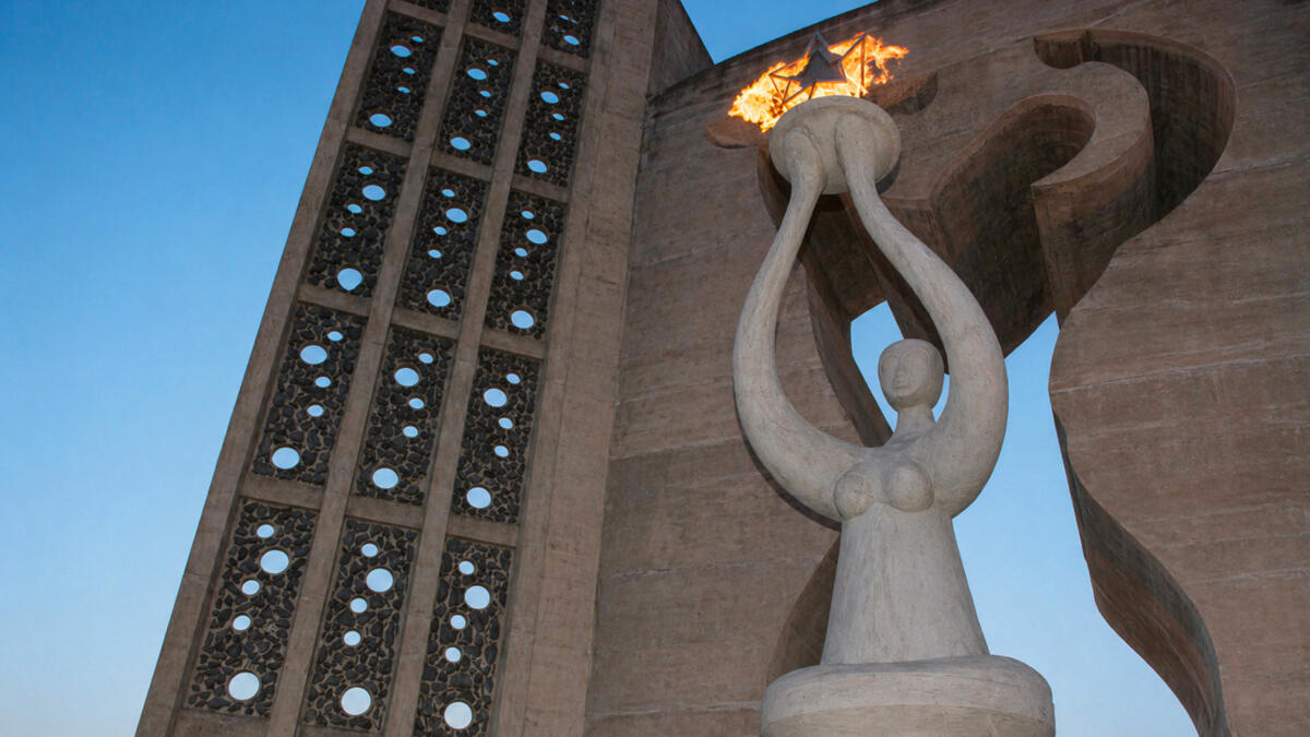 Avant le défilé, la mémoire : Lomé prépare le 27 avril