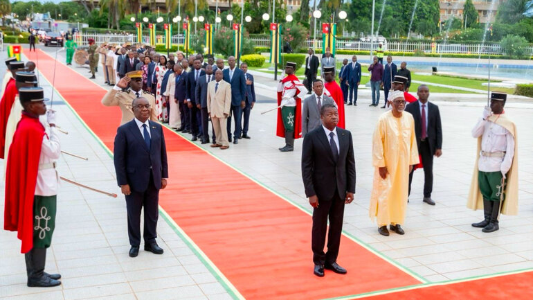 Avant le défilé, la mémoire : Lomé prépare le 27 avril