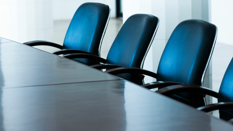 Deux mois max pour élire les maires 