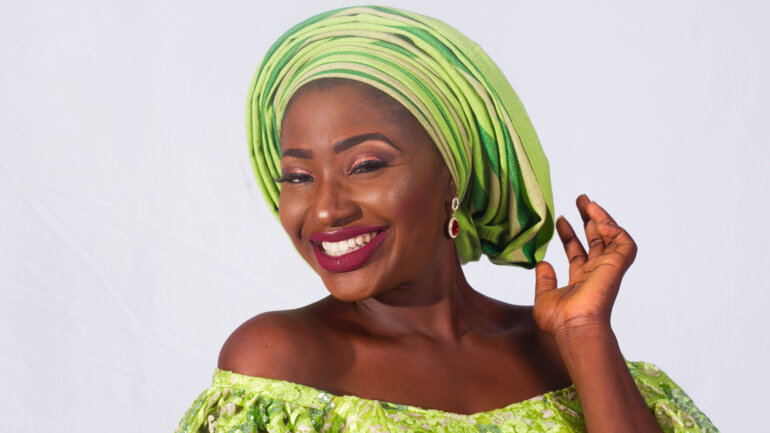 Femmes en politique : plus visibles, mais encore sous-représentées