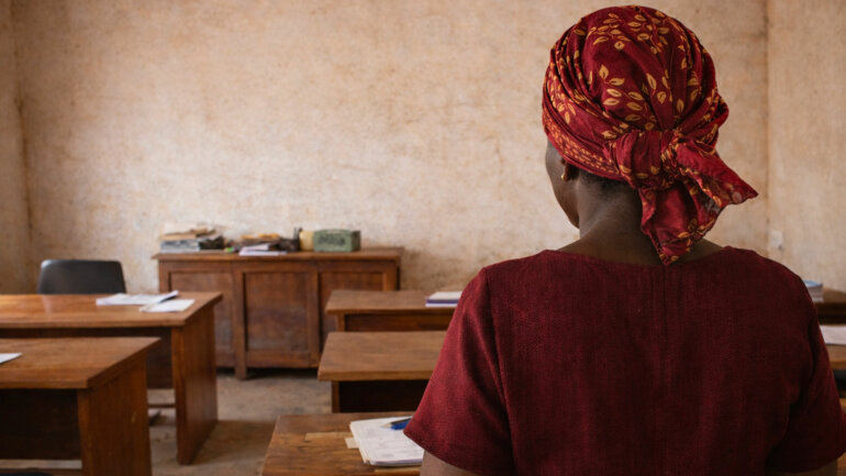 Gel des recrutements pour y voir plus clair 