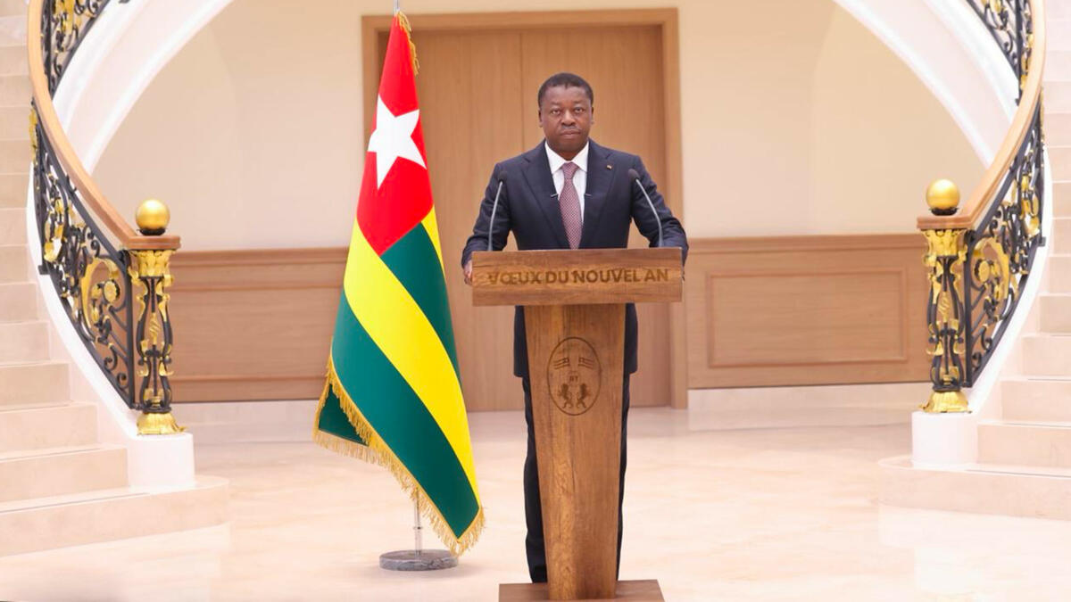 Nouvelle République, nouvelles priorités