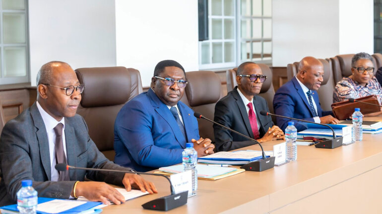 Trois textes structurants examinés en Conseil des ministres