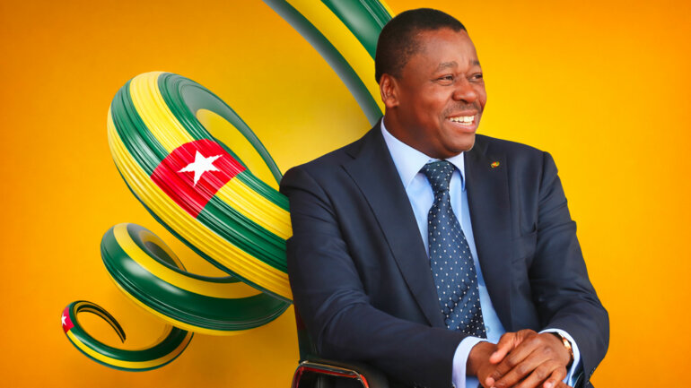 Une trajectoire maîtrisée malgré les vents contraires