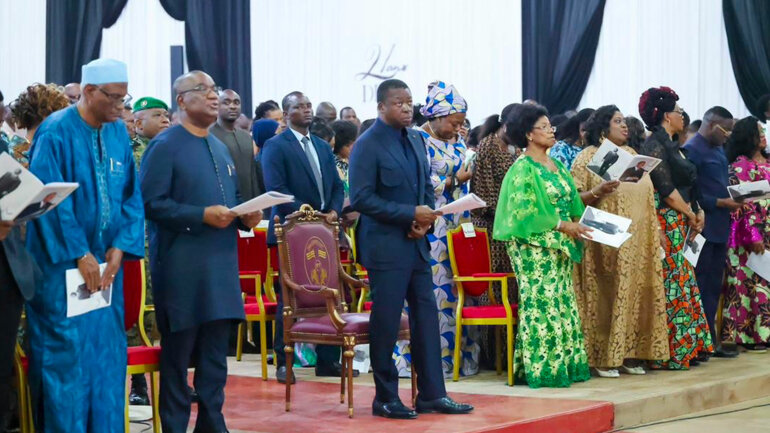 Veillée de prières à Pya 