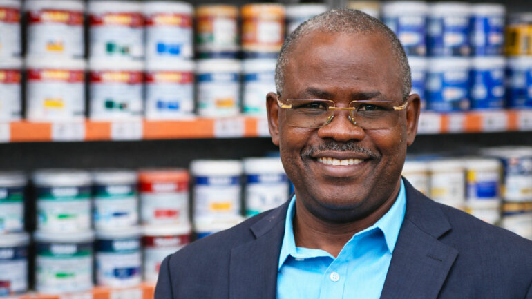 La peinture a du plomb dans l'aile 