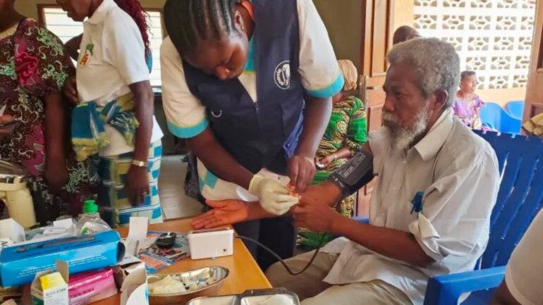 Une initiative solidaire portée par l’État et la société civile