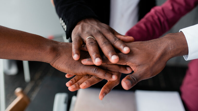 Les syndicats veulent relancer le dialogue 