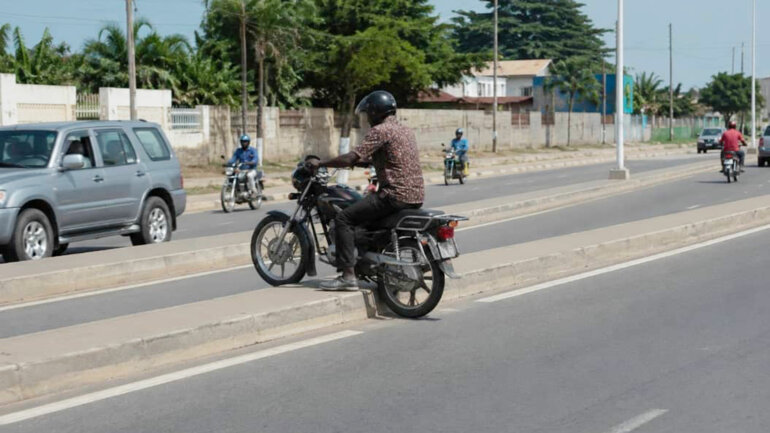 Adopter les bons comportements sur la route 