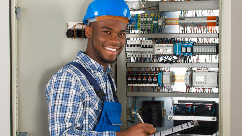 Fraude, pertes, coupures : le Togo veut redresser sa compagnie d’électricité