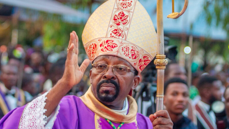 La foi rassemble, l’espérance guide