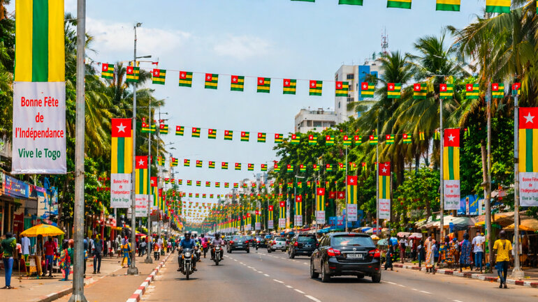  Lomé se pare de ses plus belles couleurs 