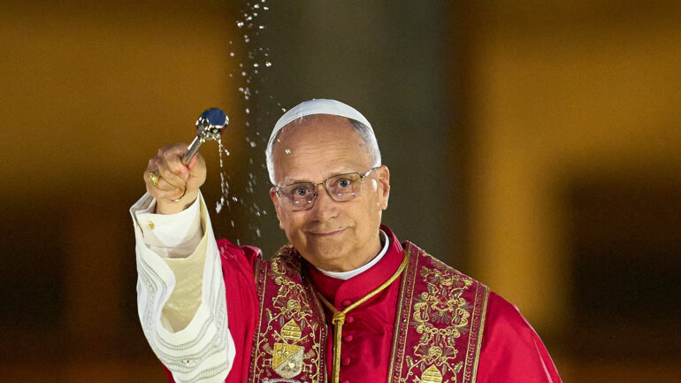 Messe de bénédiction et d'imposition du pallium lundi à Rome 