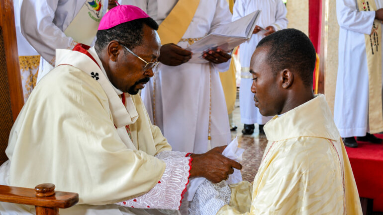 Ordinations à Aného